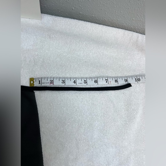 Black And Orange Halloween Costume Hat And Cape - Picture 11 of 14